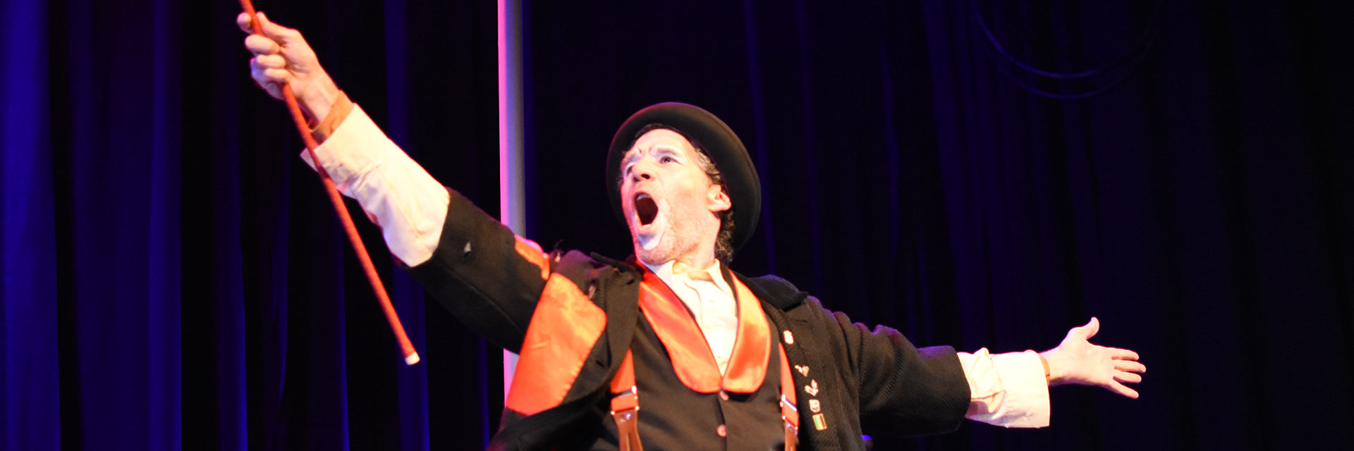 Sueños - Un espectáculo de Javier Uriarte